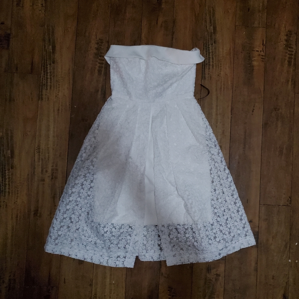 Eva Mendes white Freya dress